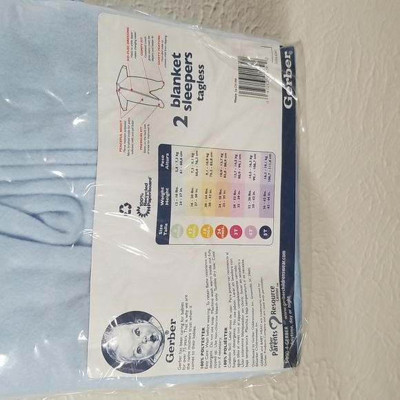 Gerber 2 pack Blanket Sleepers for 12 months BRAND NEW still in original package - Picture 4 of 4